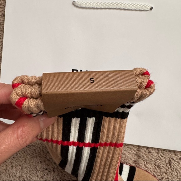Authentic Burberry crew socks size S - Picture 5 of 5